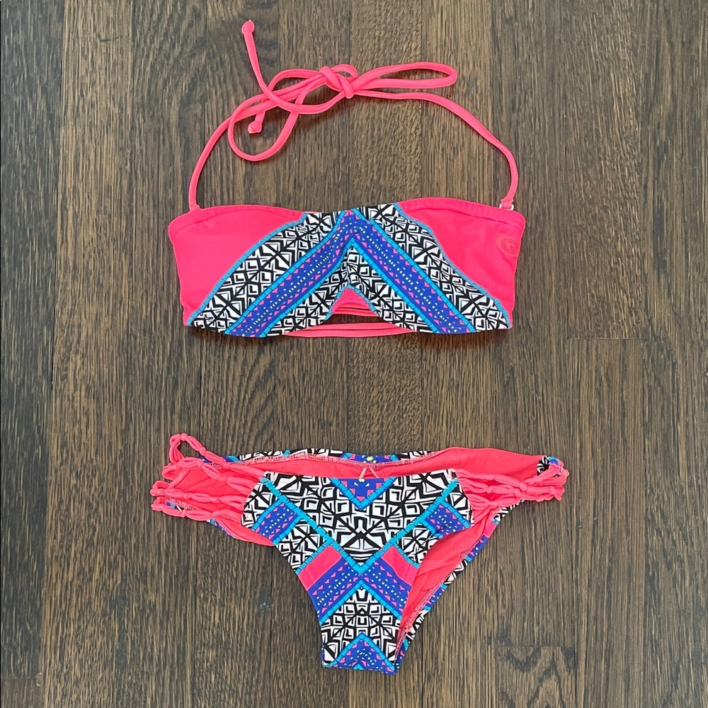 O'Neill Bikini - Pink and Blue Geometric